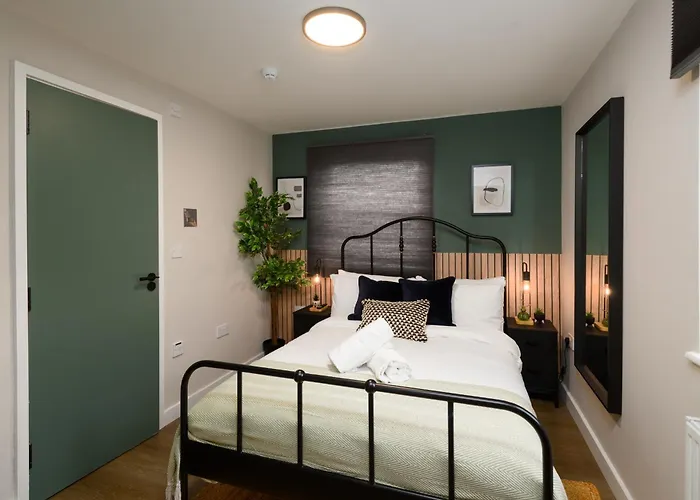 Gad Suite By Koya Homes - 2 Ensuite Bedroom Apartment, Cardiff City Centre, Free Parking
